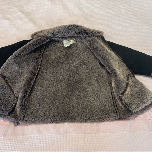 Widgeon boys faux fur coat - Picture 5 of 8